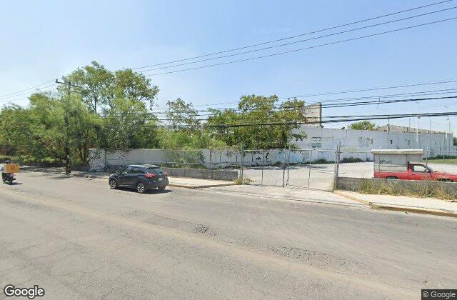 Street View of Three Padel