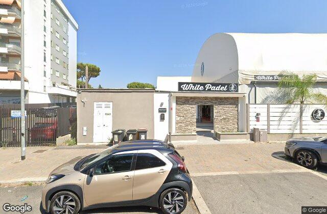 Street View of White Padel