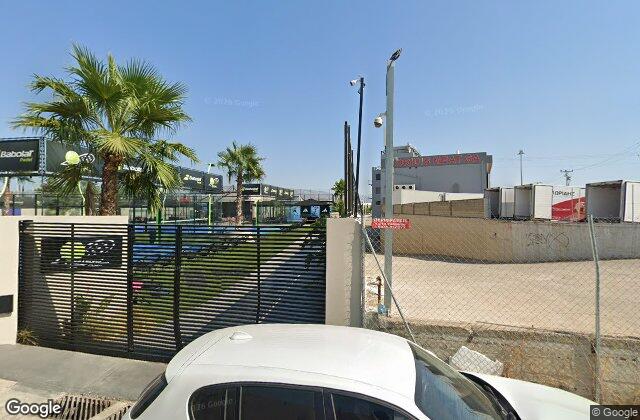 Street View of 4 Seasons Padel Club