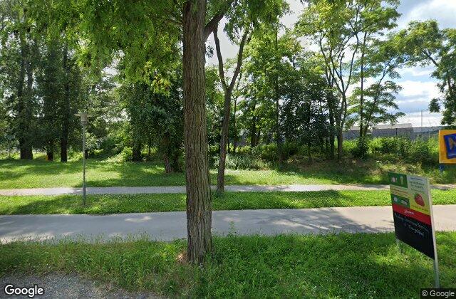 Street View of PADELZONE Klosterneuburg | Happyland
