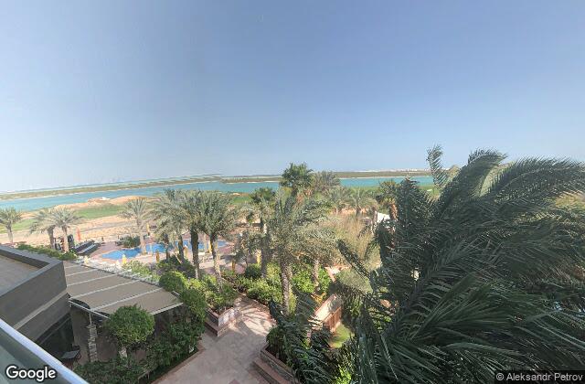 Street View of A PADEL - Yas Plaza (Padel Club)