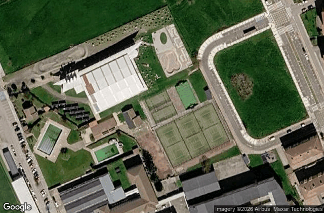 Satellite view of Pistas de padel de Reinosa
