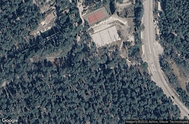 Satellite view of Avenue Padel Fuveau