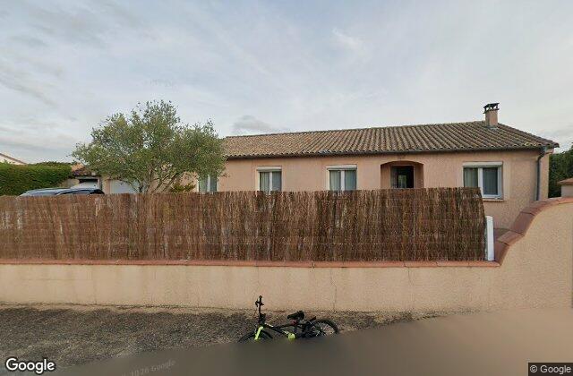 Street View of infatigables - sports de raquettes (tennis, padel) & cordage tennis